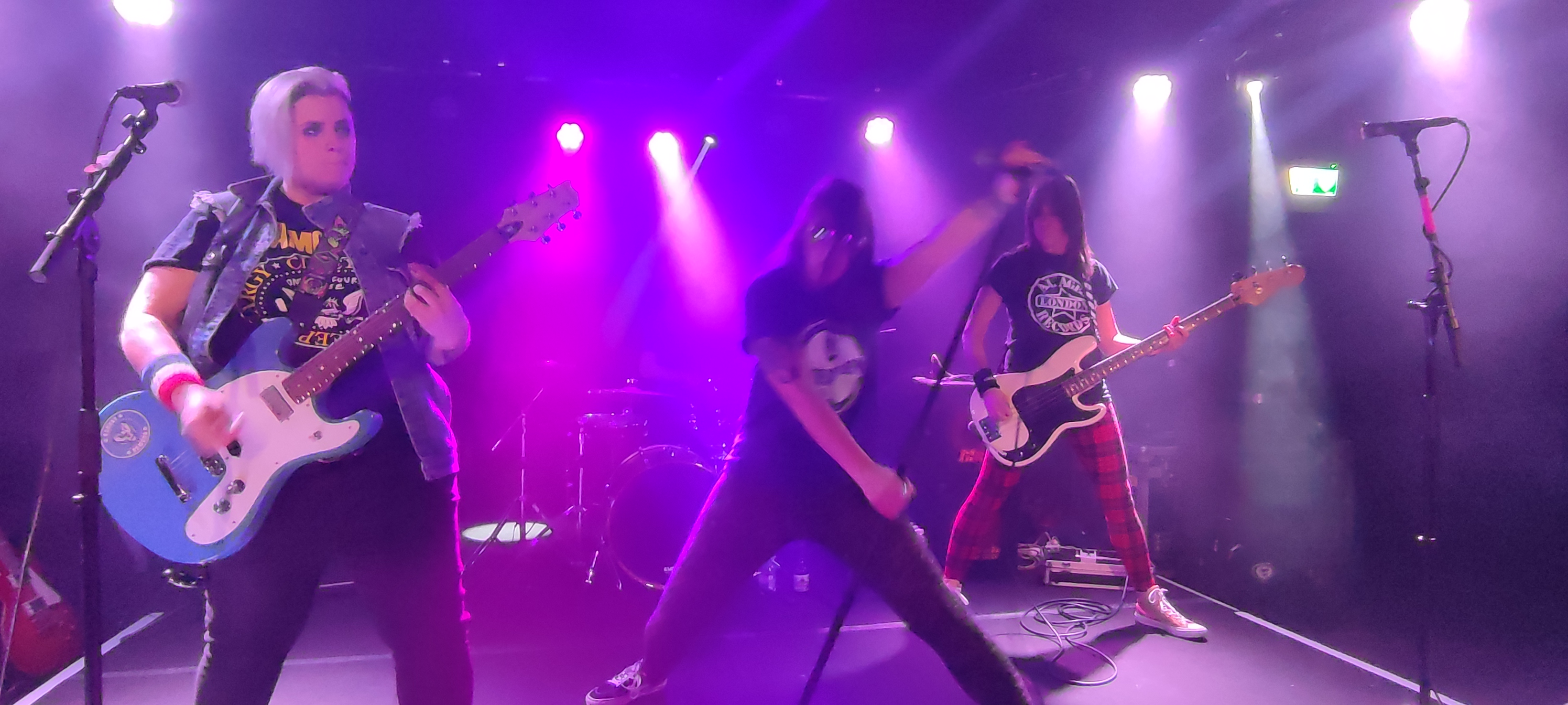 Ramonas2025-10-22RatingerHofDusseldorfGermany (6).jpg